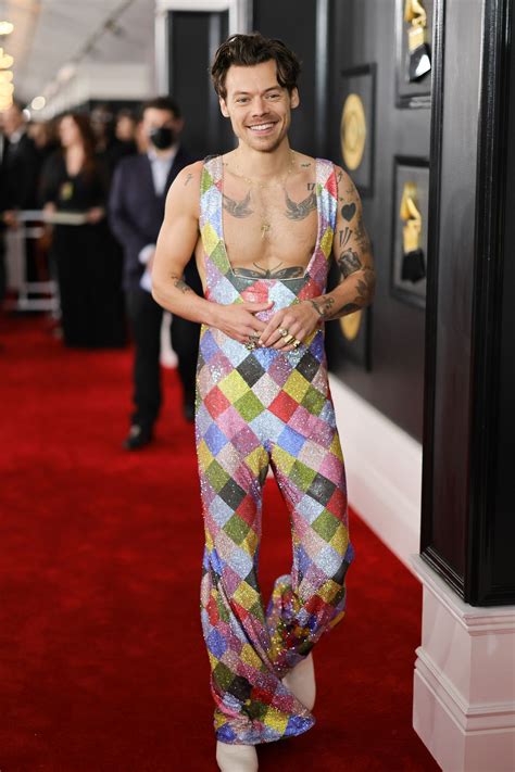 Harry Styles Rocks Rainbow Overalls On 2023 Grammys Red Carpet