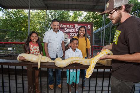 Animal Encounters Zoo And Snake Farm New Braunfels