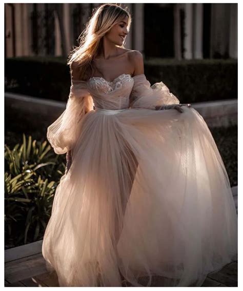 Lorie Light Pink Princess Wedding Dress Sweetheart Appliqued Puff Sleeves Bride Dress A Line
