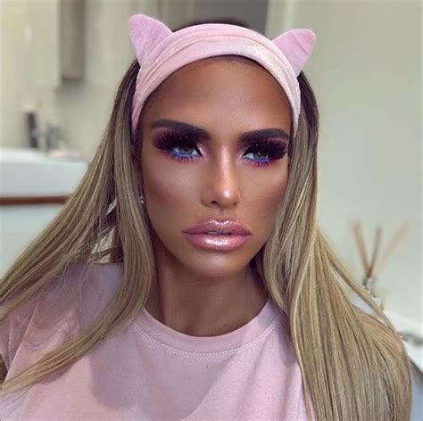 Katie Price Drops Jaws As She Unveils Glamorous Makeover After