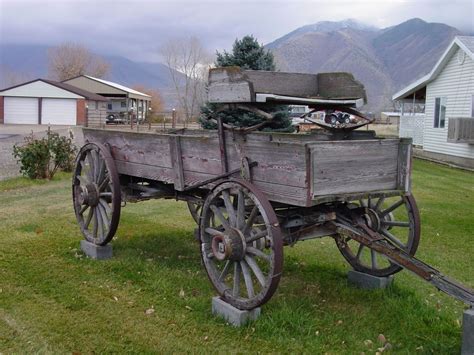 Vintage Farm Wagons One More Old Farm Wagon Farm Wagons Old