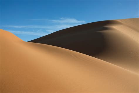 Sahara Desert Sand Dunes With Clear Blue Sky Rosa Frei Photography