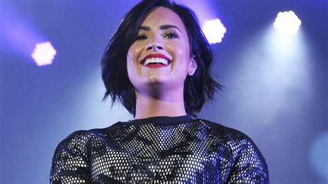 Is Demi Lovato Bisexual Newshub