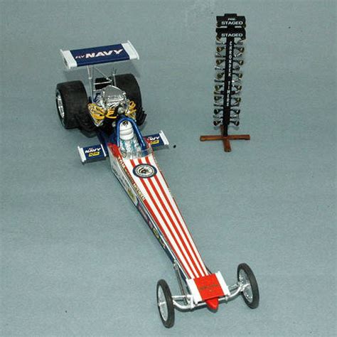 He made some fun money and shot some great shots. Review: Tom 'The Mongoose' McEwen Rail Dragster | IPMS/USA ...