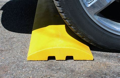 Speed Bumps Vs Speed Humps Key Differences Transline