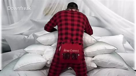 A Guy Humps His Pillows And Fucks The Stuffing Until He Cums Xxx Mobile Porno Videos And Movies