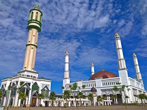 Cantik Ini Penampakan 15 Masjid Terindah Di Indonesia