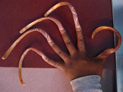 Unwieldy Long Fingernails On Women 34 Pics