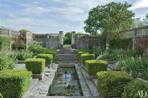 38 Beautifully Landscaped Home Gardens Photos Architectural Digest