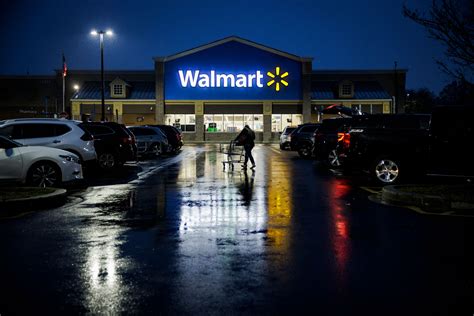 Walmart forced to pull T-shirt after shoppers spot hidden swear word