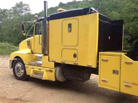 Kenworth T 600 1989 Wreckers