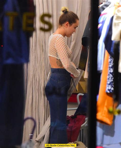 Naked Miley Ray Cyrus Added 07192016 By Bot