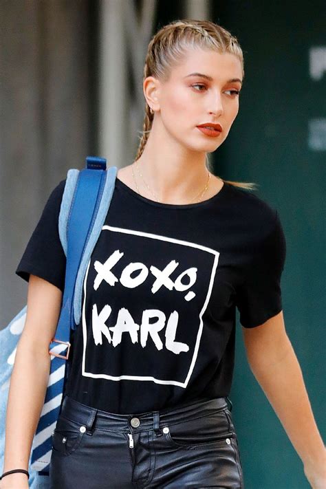 the 10 best beauty looks of the week alicia vikander hailey baldwin and more hailey rhode