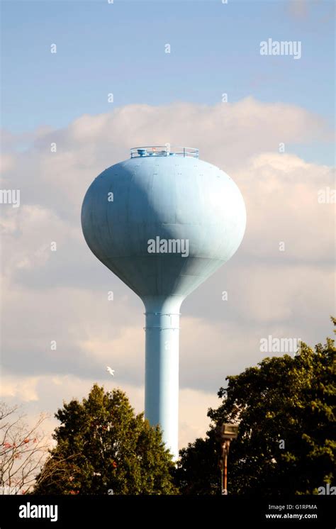 Blue Water Tower Stock Photo Alamy