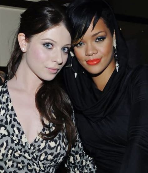 Monzo Celebs ~ Fan Account On Twitter Michelle Trachtenberg And