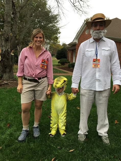 This is my son jacob. City to South: JURASSIC PARK FAMILY HALLOWEEN COSTUME