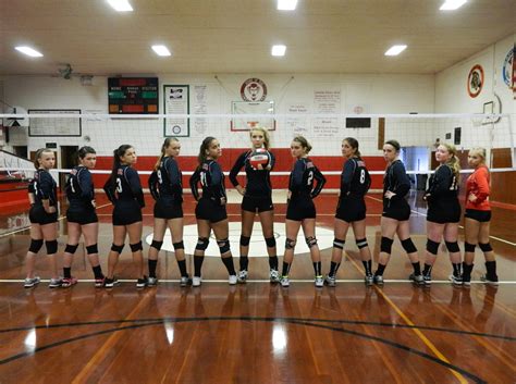 pin by mollie garcia cash on volleyball pictures volleyball team pictures volleyball pictures