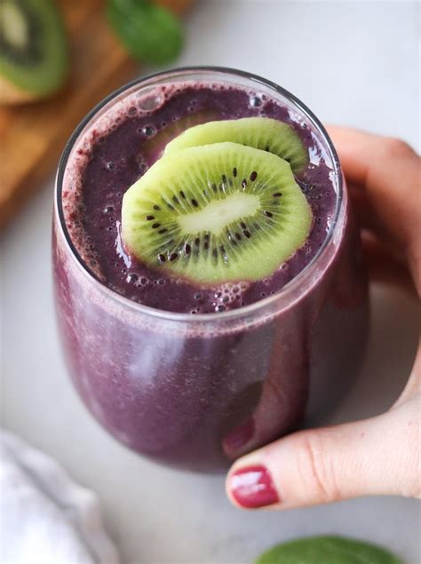 Kiwi Spinach And Blueberry Smoothie Cook At Home Mom