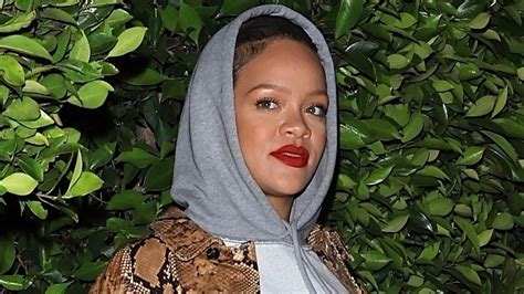 Rihanna Wore An Oversize Hoodie As A Date Night Dress And It Totally