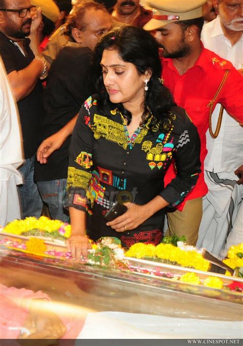 Anju sasi is an actress, known for angadipattu (2018) and m80 moosa (2014). Kalabhavan Mani Funeral Photos (15)