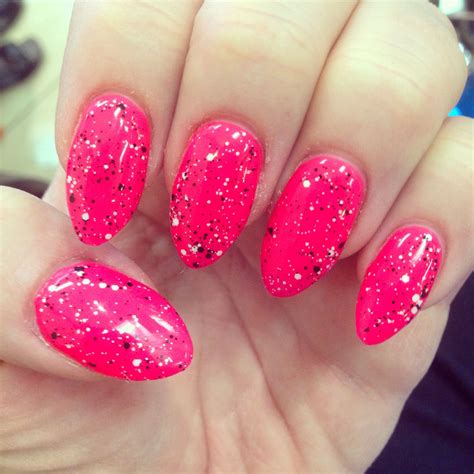 Hot Pink Nails With Glitter Rock These Chic And Timeless Hues All