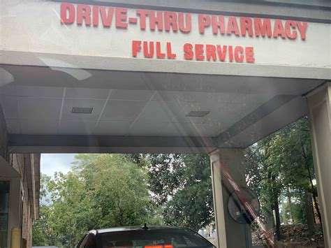 How Does CVS Drive Thru Pharmacy Work? (GUIDE!) - AnswerBarn