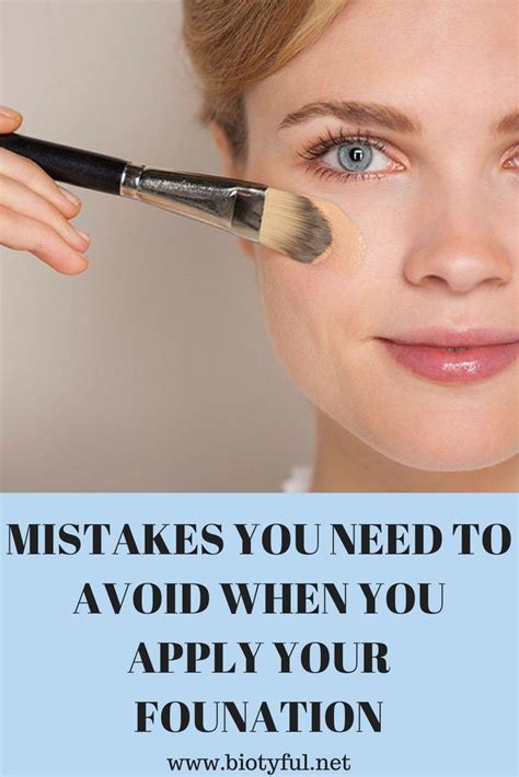 How To Apply Concealer Or Foundation The Right Way How