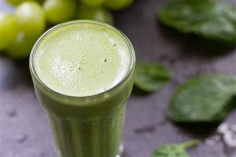 Green Grape Smoothie • Sweet Tangy Smooth And Tasty