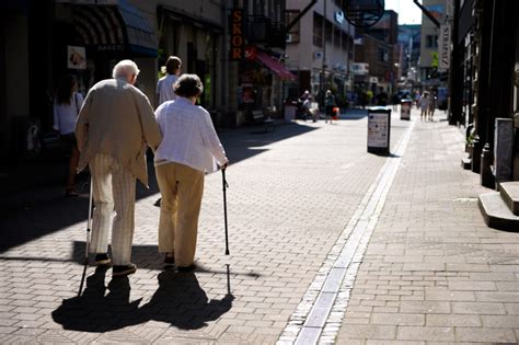 Older Women Need 4400 Not 10000 Steps To Live Longer Health News