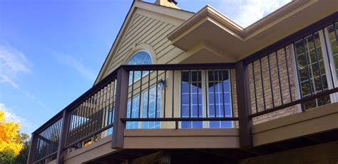 7 Simple Features To Instantly Improve A Deck St Louis Decks