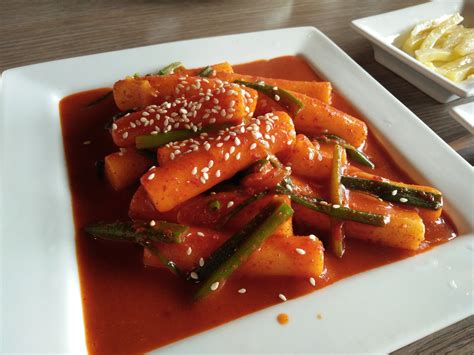 무료 이미지 요리 식사 식품 생기게 하다 야채 고기 점심 아시아 음식 채식주의 자 음식 한국어 떡볶이
