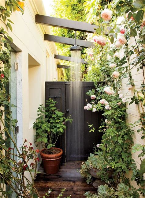 21 Refreshingly Beautiful Outdoor Showers I Bet Youd Love To Step Into Outdoor Bathrooms