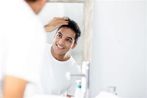 3 Tips For Men To Using Hair Gel And Styling Your Mane With It