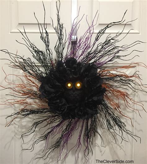 Diy Halloween Wreath The Clever Side