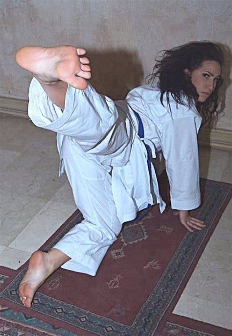 pin by pelikan on martial arts barefoot judo karate taekwando jiujitsu female martial