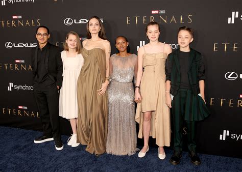 Brad Pitt gushes about 'beautiful' daughter Shiloh width=