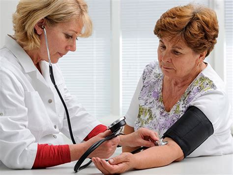 Warning Painkillers Cause Blood Pressure Problems Especially In Women