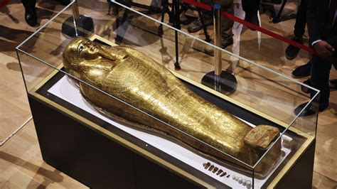 Stolen Gold Coffin, a Met Centerpiece for Years, Is Back ...