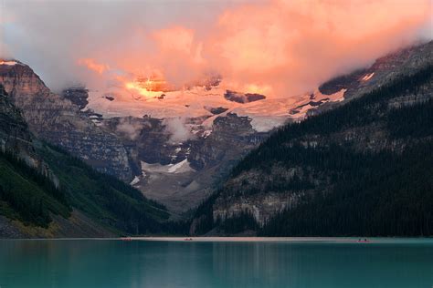 Lake Louise Sunrise Photograph By Yue Wang Pixels