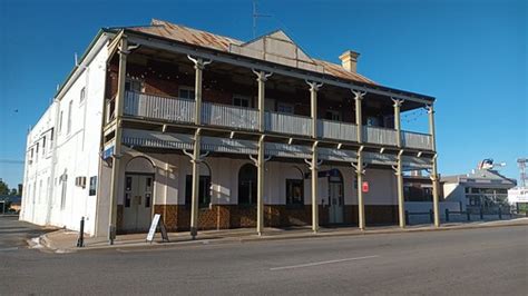 The White Tank Hotel West Wyalong Nsw Roderick Eime Flickr