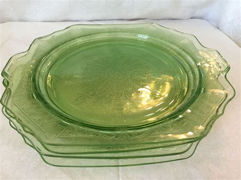 4 Green Princess Depression Uranium Glass Sandwich Plates With Handles