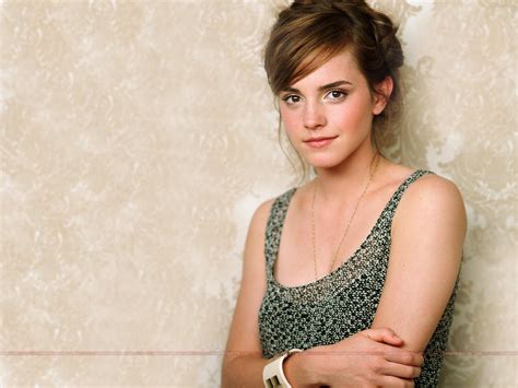 Emma Watson Mini Biography And Beautiful Wallpaper