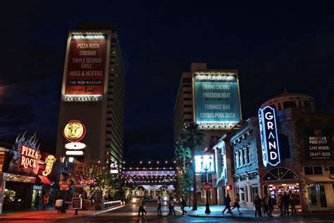 This post contains affiliate links. Traveling to Las Vegas? Here are the top places where to stay