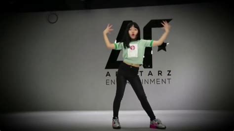 Niña De 9 Años Coreana Bailando El Kpop Youtube