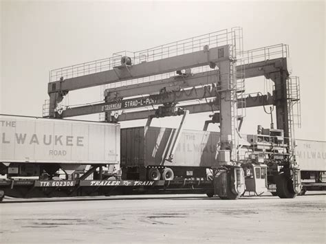 Letourneau Container Crane