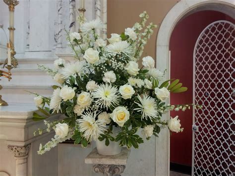 Altar Flower Arrangements For Weddings Photos