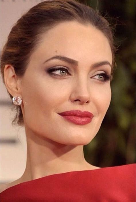 Angelina Jolie Eye Makeup In The Tourist
