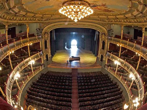 Conozca La Historia Del Teatro Nacional Con El Teatro Tour