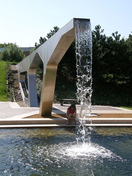 Some of the benefits provided by us. Graphisoft-Park-by-Garten-Studio-06-aquaduct « Landscape ...