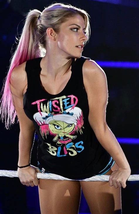 twisted thicc ★ alexa bliss ★ little miss everything thicc ★ host of a moment of thicc wwe